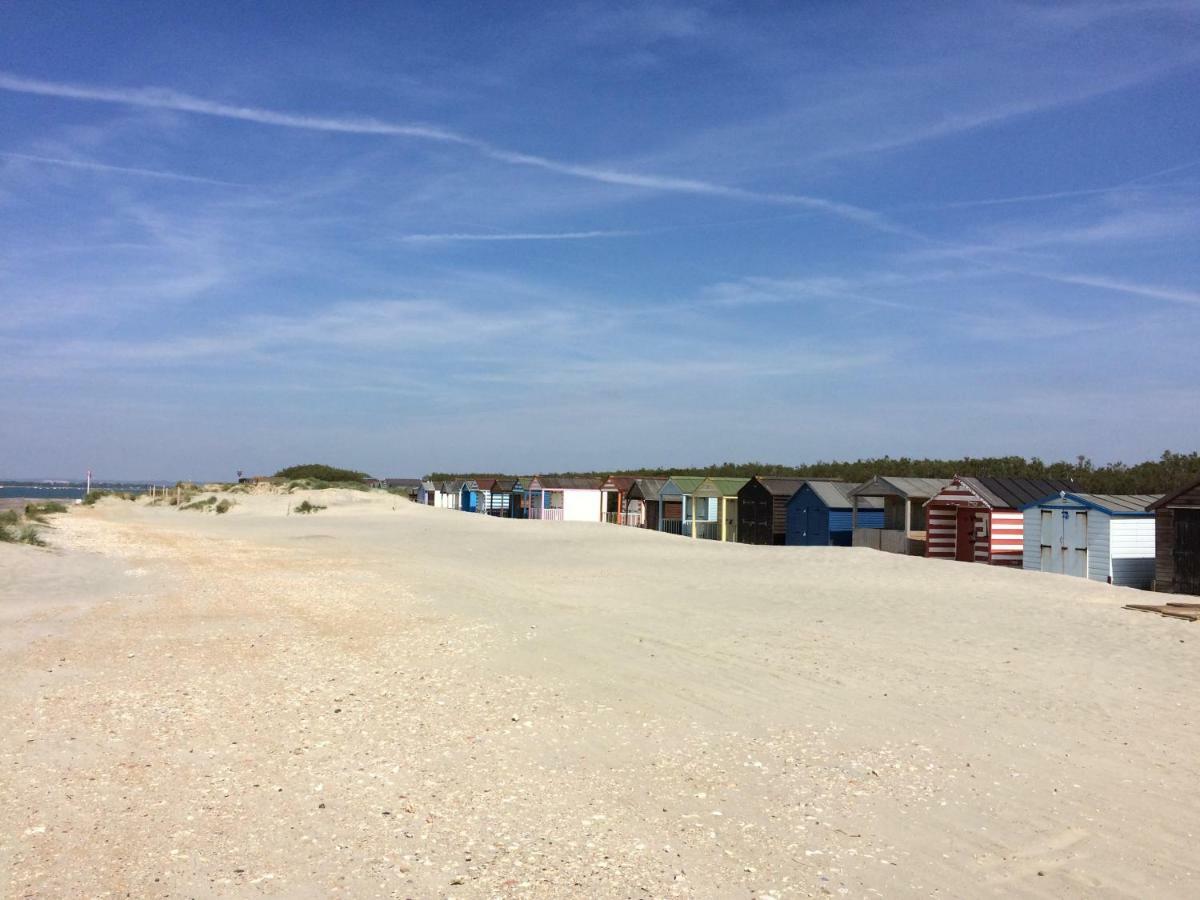 Wittering Holiday Home 东威特灵 外观 照片
