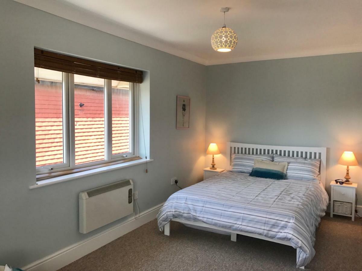Wittering Holiday Home 东威特灵 外观 照片
